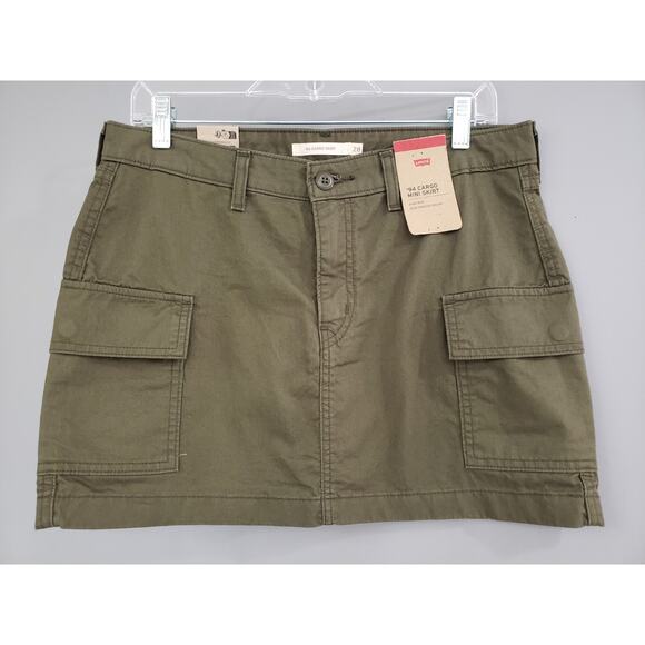 NEW Levi’s 94 Cargo Skirt GREEN Size 28 Mini‎ Retro Utility - 100% Cotton - Picture 1 of 4